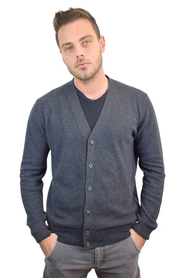 cardigan antracite con bottoni da uomo