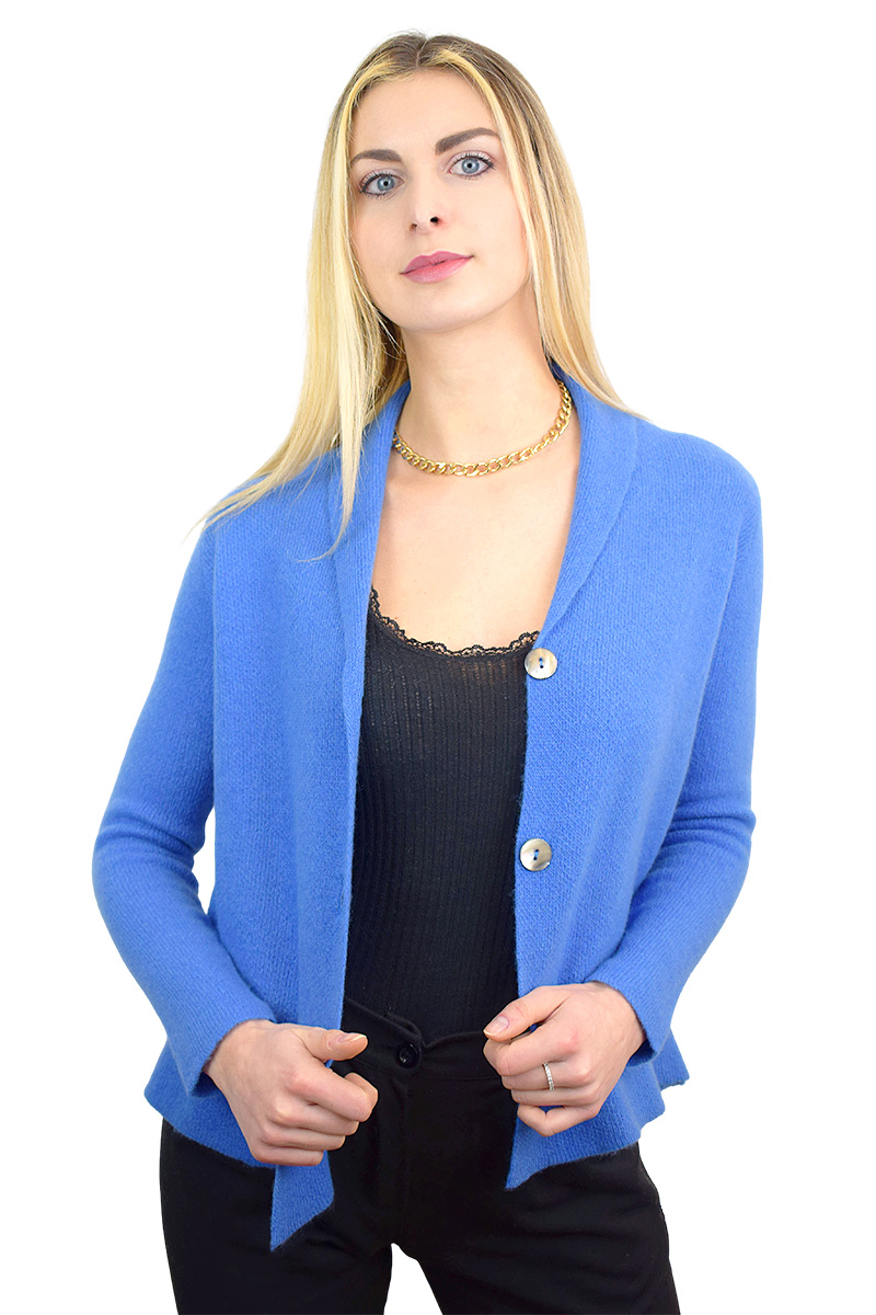 giacca azzurra in cashmere con tre bottoni da donna4